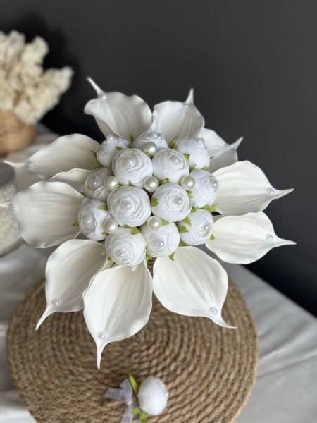 PEARLY BLOSSOM