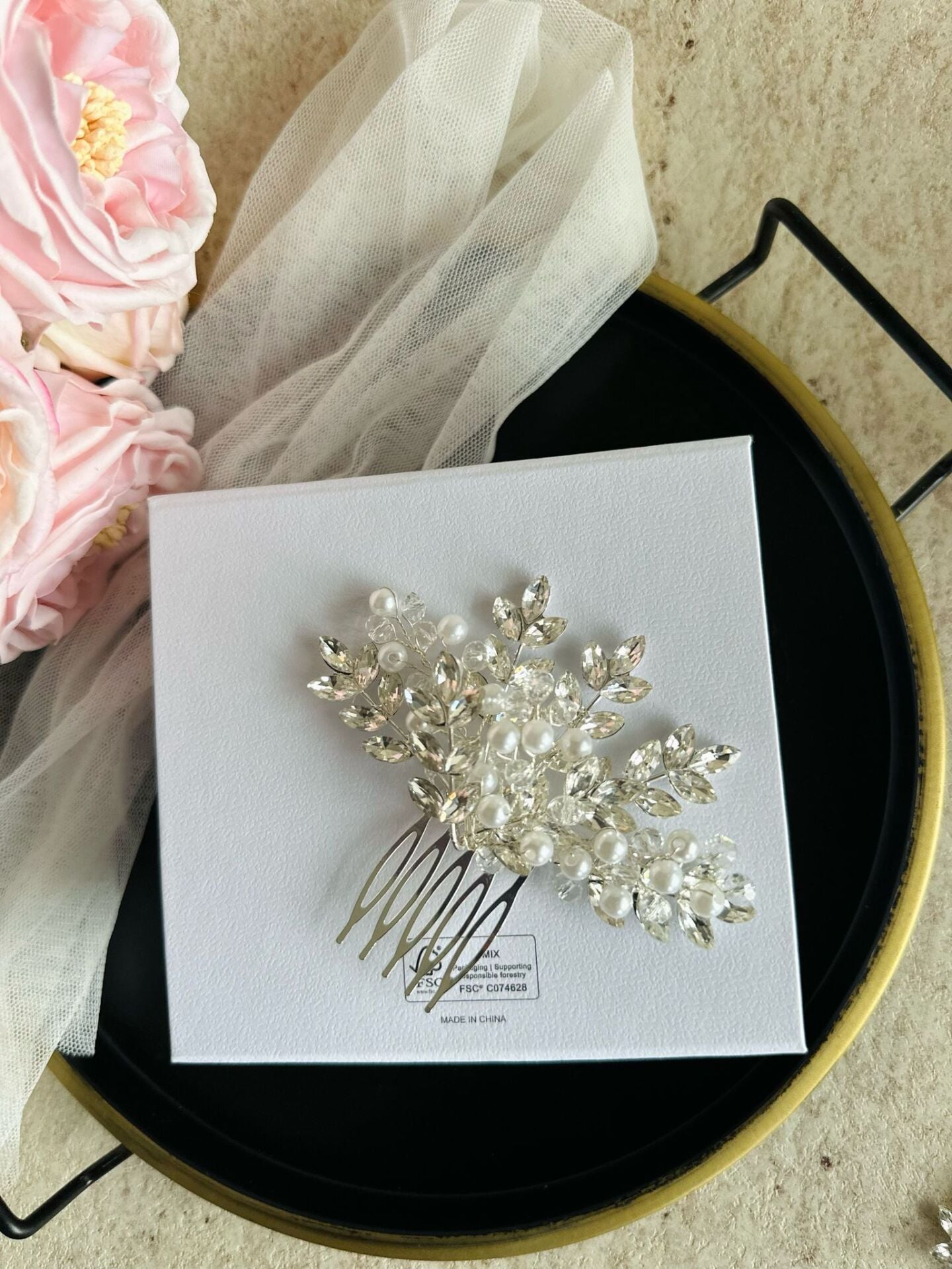 İNCİ TAŞLI TARAKLI TOKA