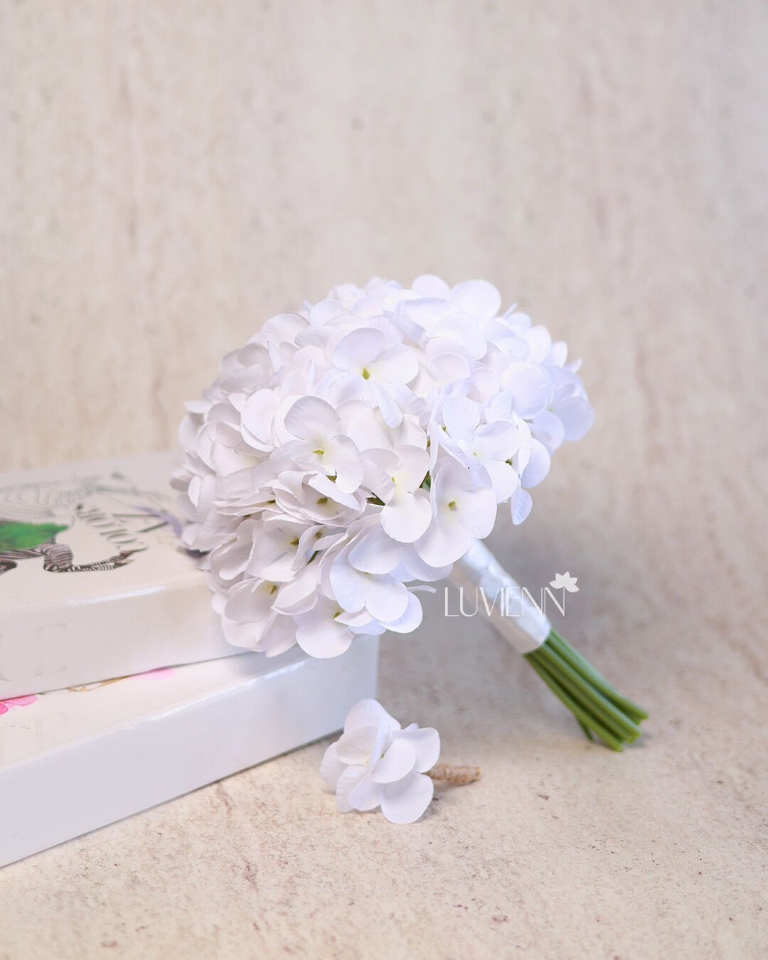 ISLAK DOKULU ORTANCA-BEYAZ